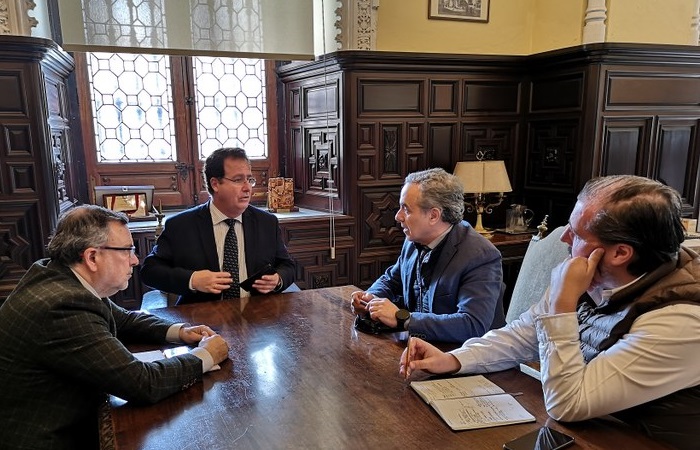 ayuntamiento de Sevilla alcohol Semana Santa